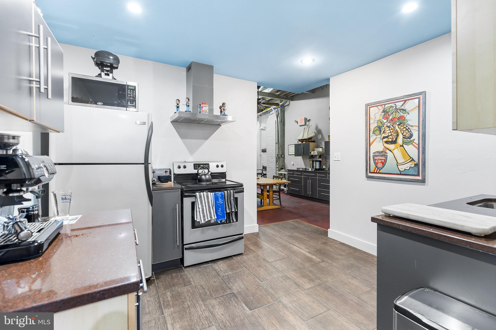 FAIRMOUNT - Residential