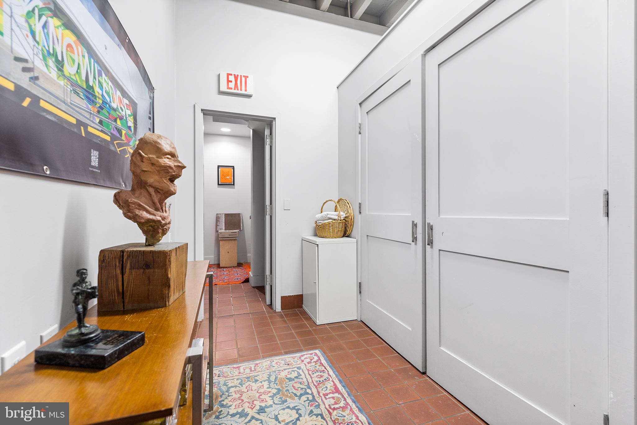 FAIRMOUNT - Residential