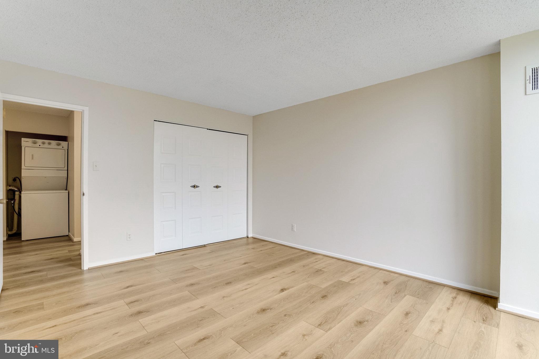 IDYLWOOD TOWERS CONDO - Residential Lease