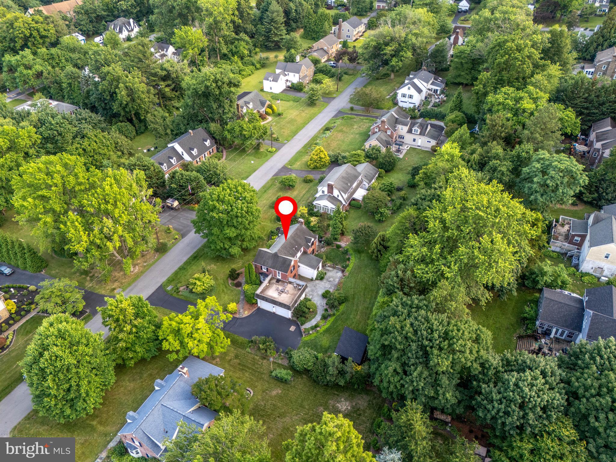 BELLEVUE MANOR - Residential