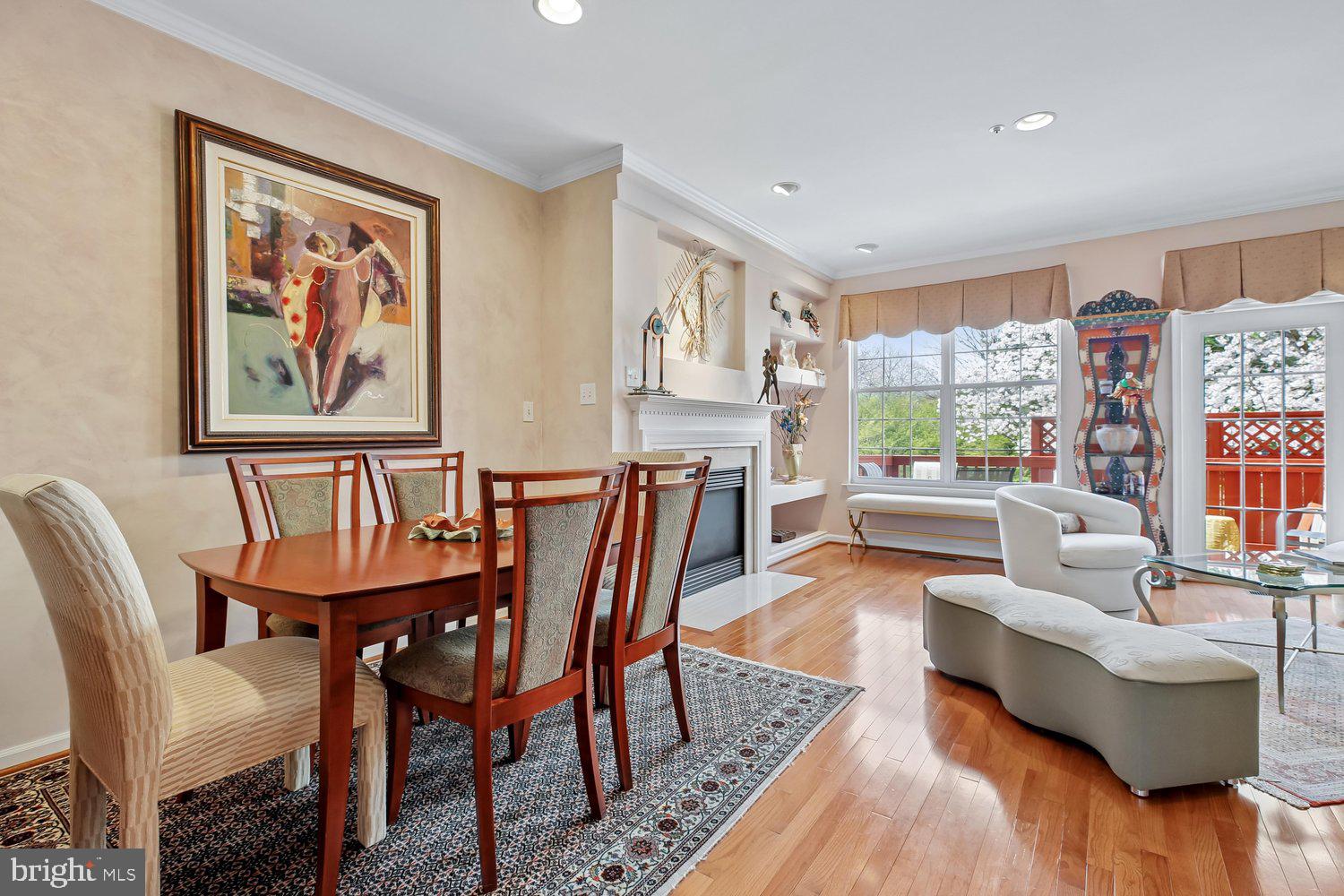WASHINGTONIAN CENTER - Residential