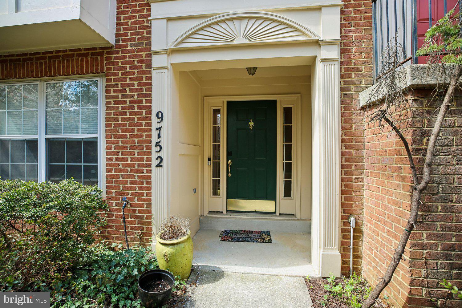 WASHINGTONIAN CENTER - Residential