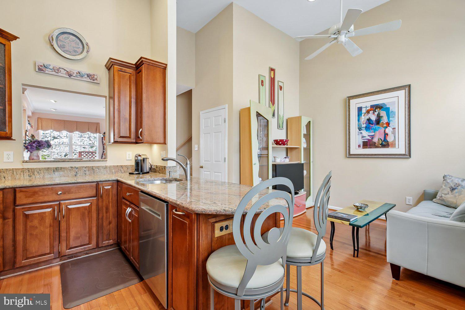 WASHINGTONIAN CENTER - Residential