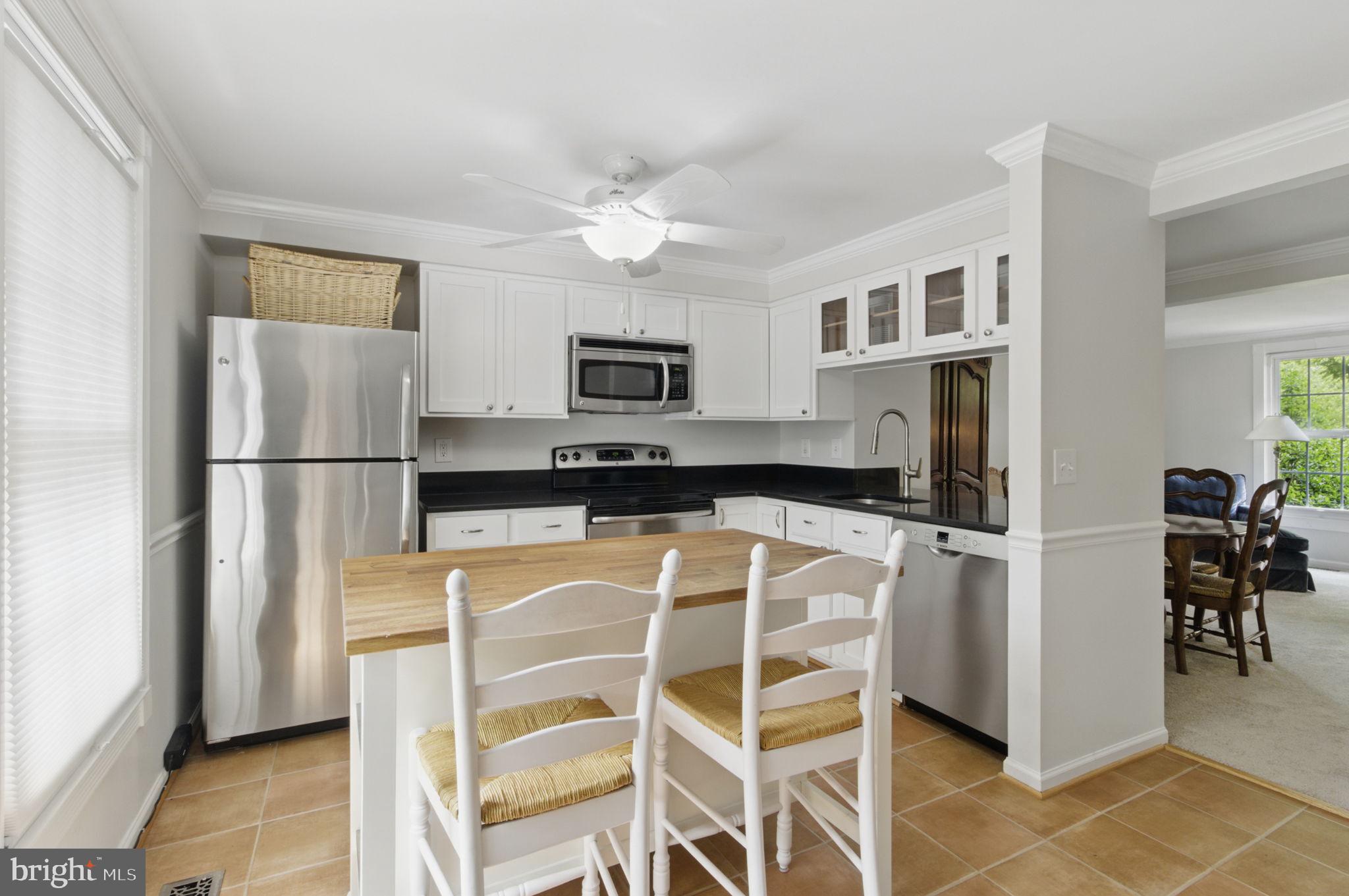 RESTON - Residential