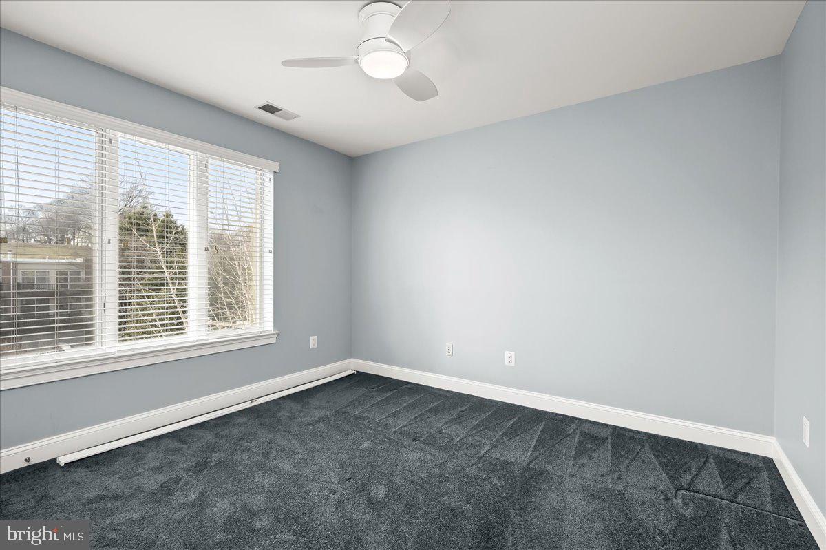 PIER HOMES AT HARBORVIEW - Residential Lease