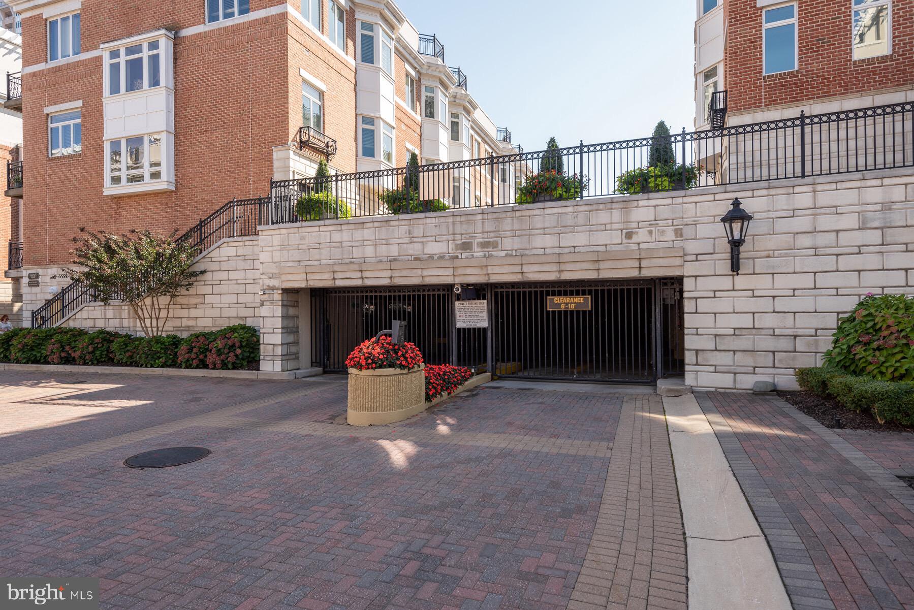 PIER HOMES AT HARBORVIEW - Residential Lease