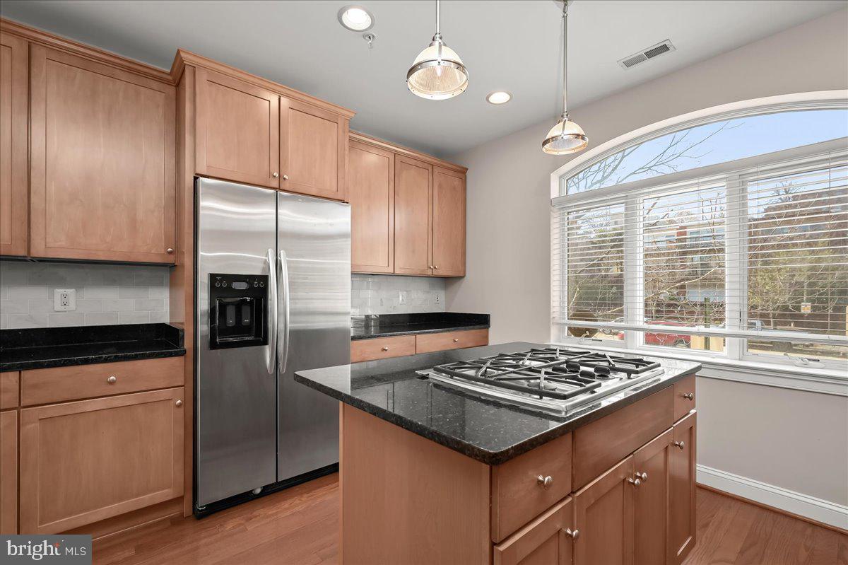 PIER HOMES AT HARBORVIEW - Residential Lease