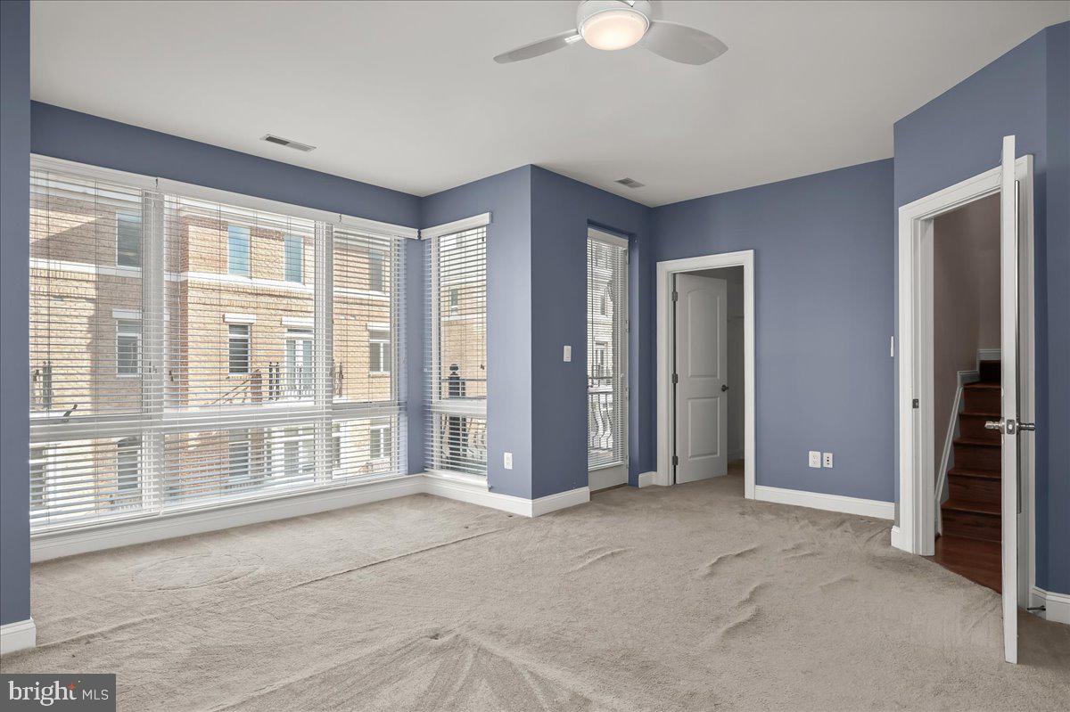 PIER HOMES AT HARBORVIEW - Residential Lease