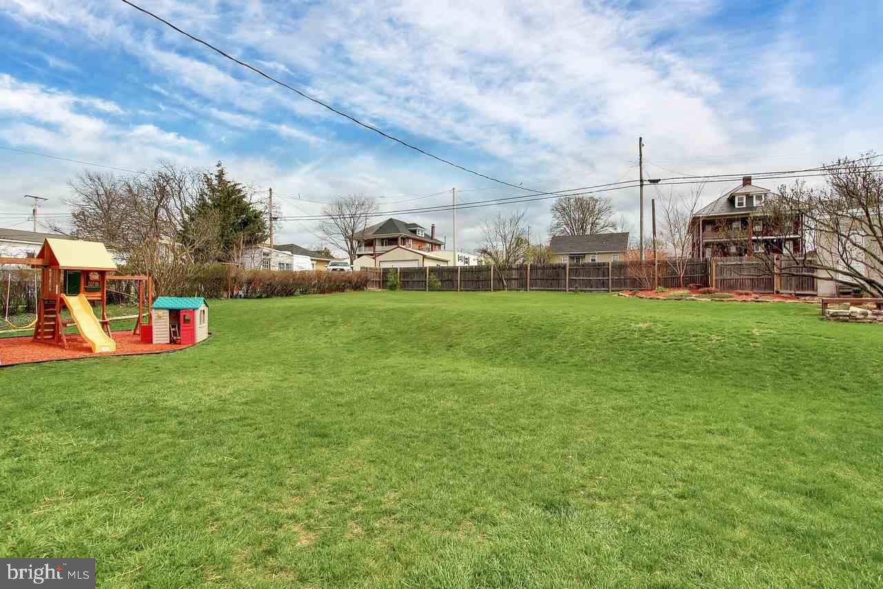 DALLASTOWN BORO - Residential