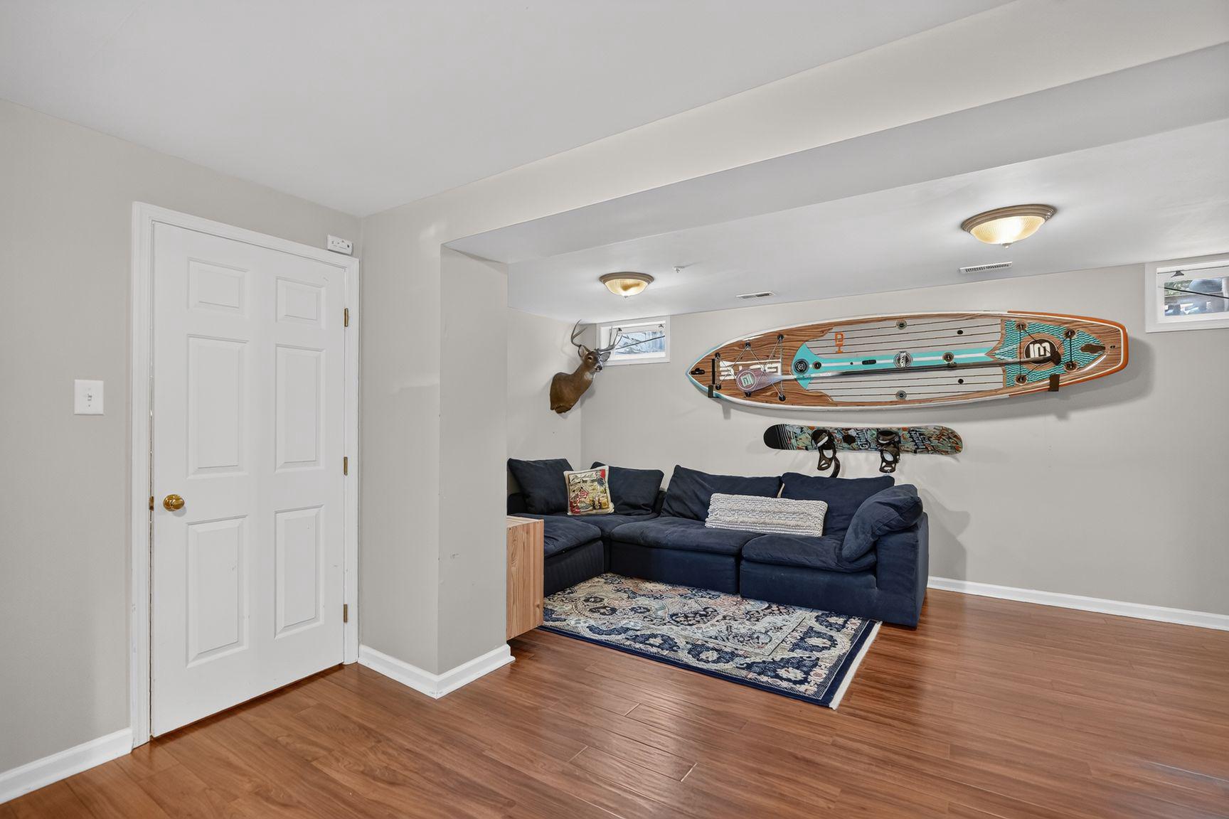 SHADY OAKS - Residential