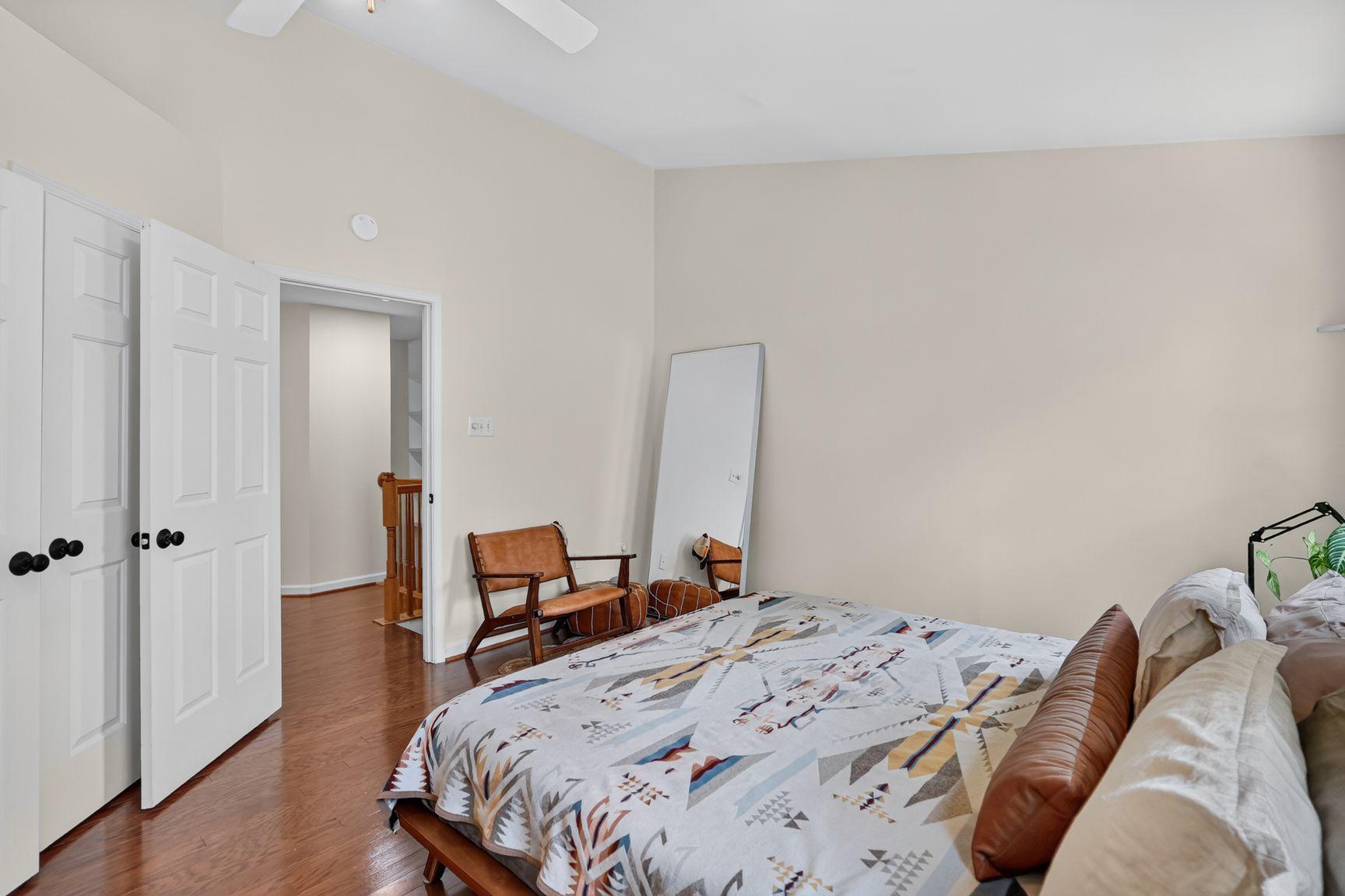 SHADY OAKS - Residential