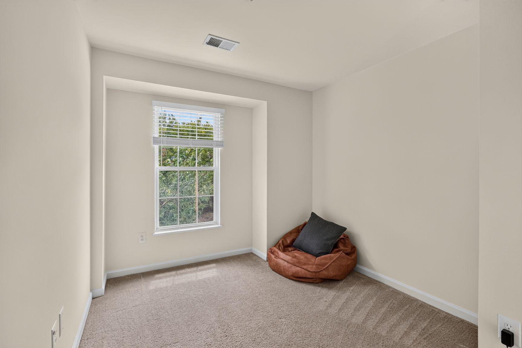 SHADY OAKS - Residential
