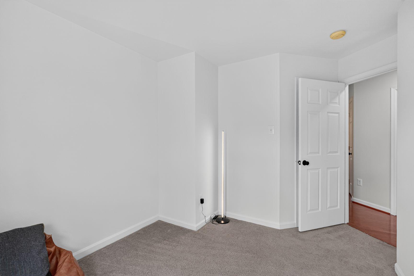 SHADY OAKS - Residential