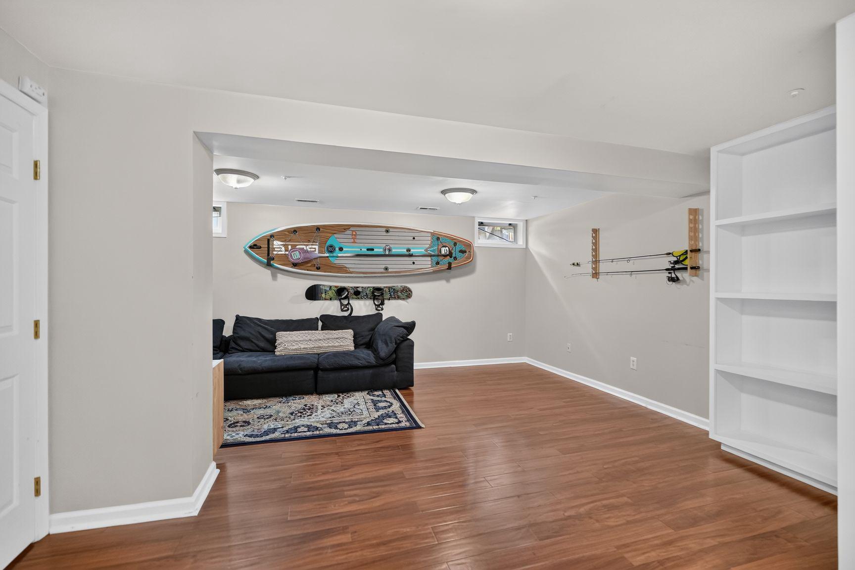 SHADY OAKS - Residential