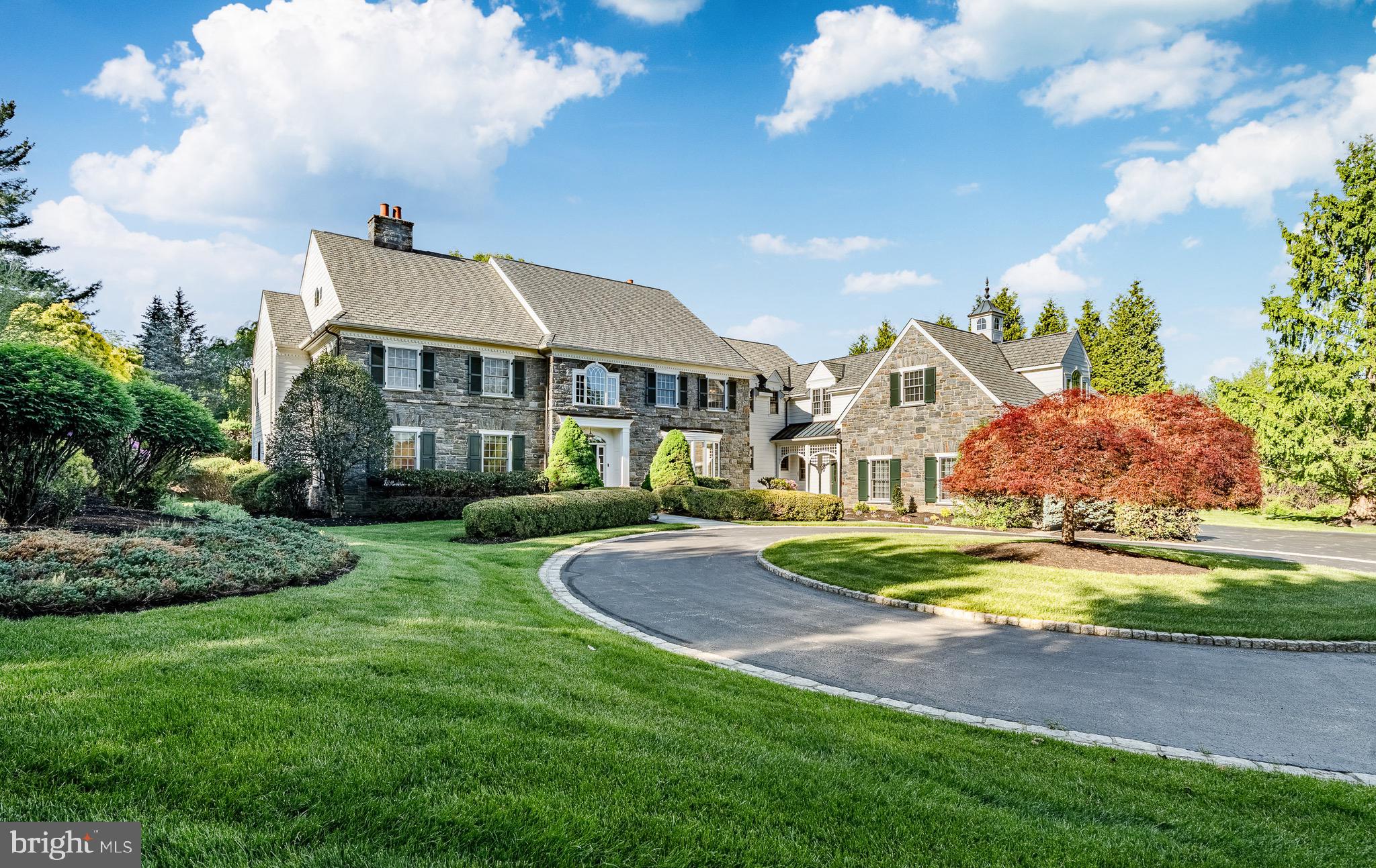 RADNOR HUNT - Residential