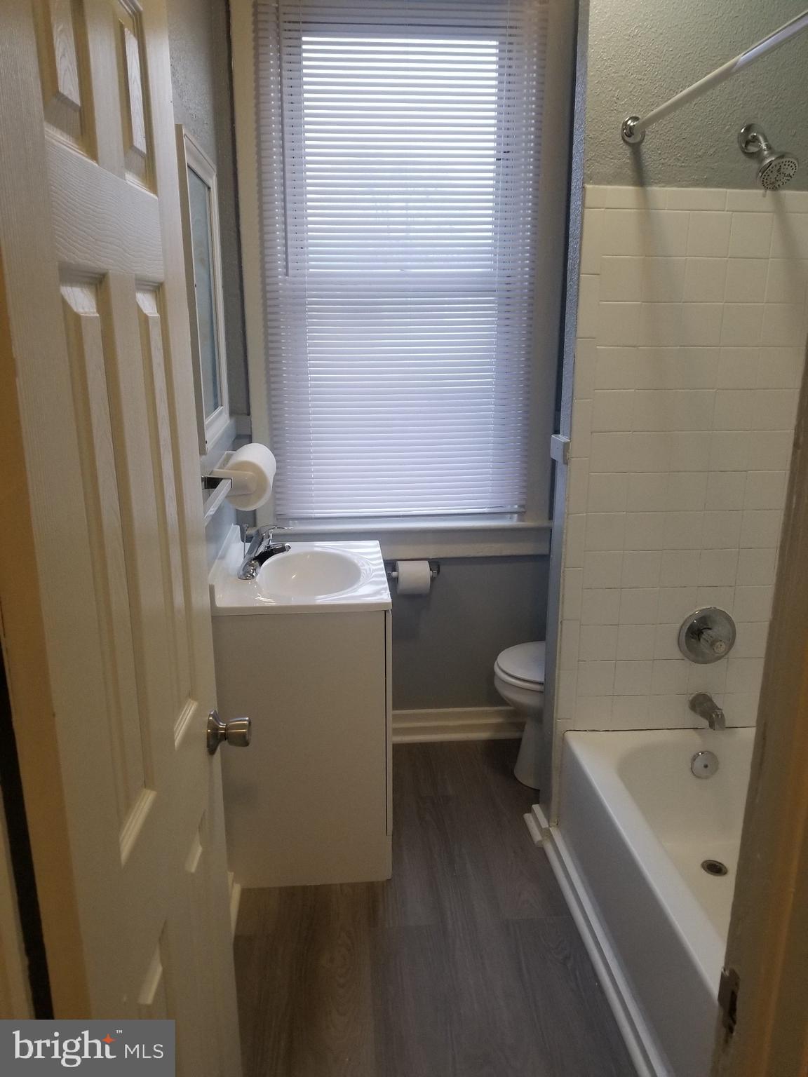 BELAIR-EDISON - Residential Lease