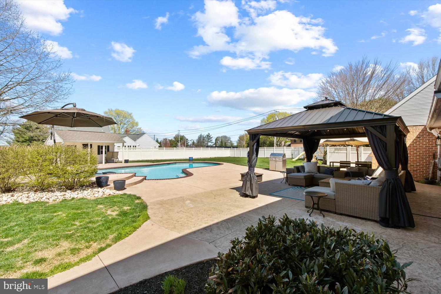 BUCKWOOD HILLS - Residential