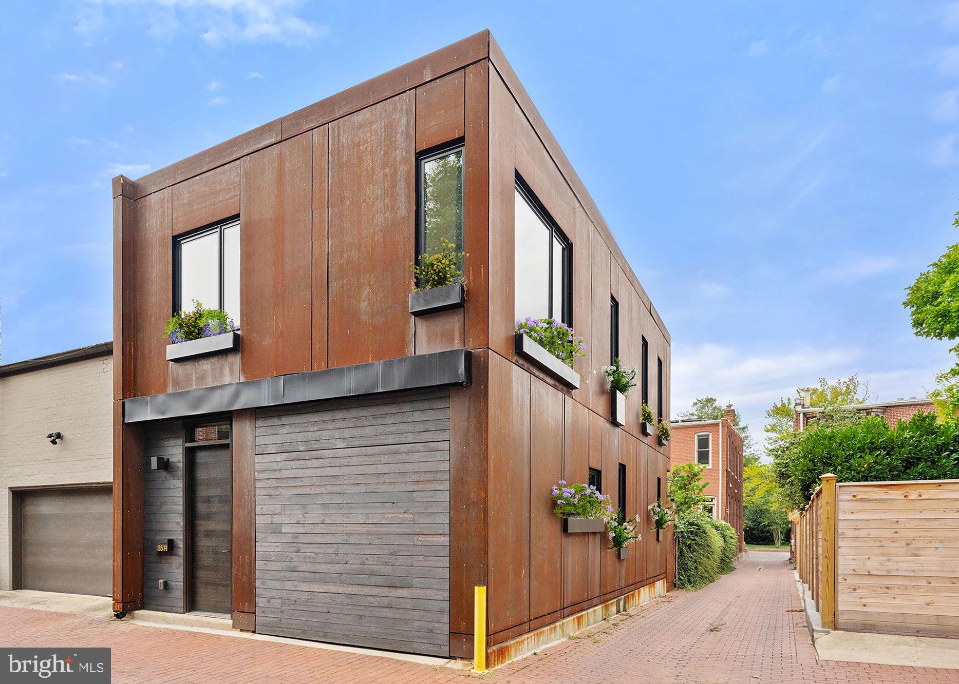 CAPITOL HILL - Residential
