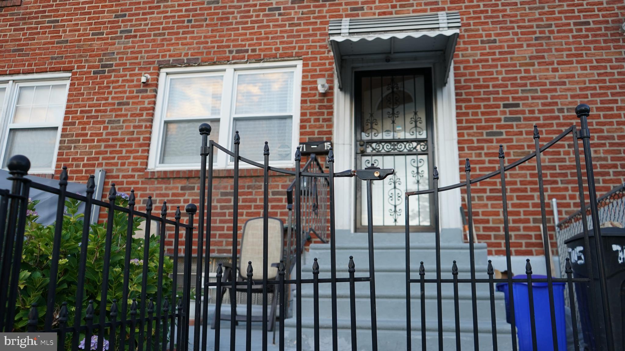 MAYFAIR (WEST) - Residential