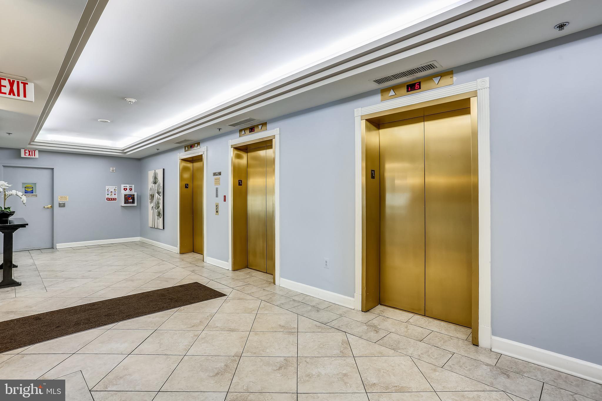 LEISURE WORLD - Residential