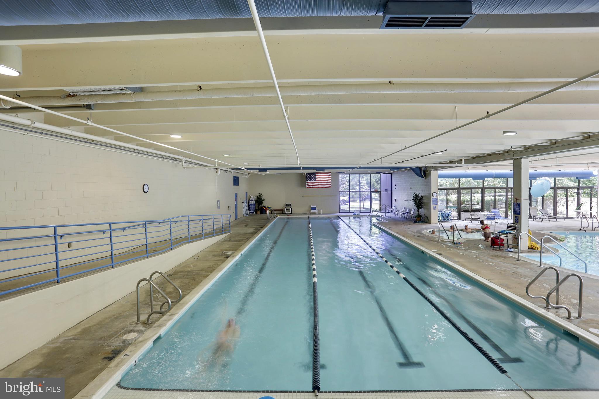 LEISURE WORLD - Residential