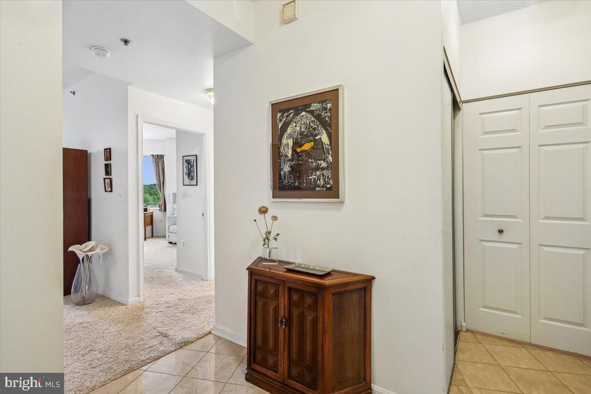 LEISURE WORLD - Residential