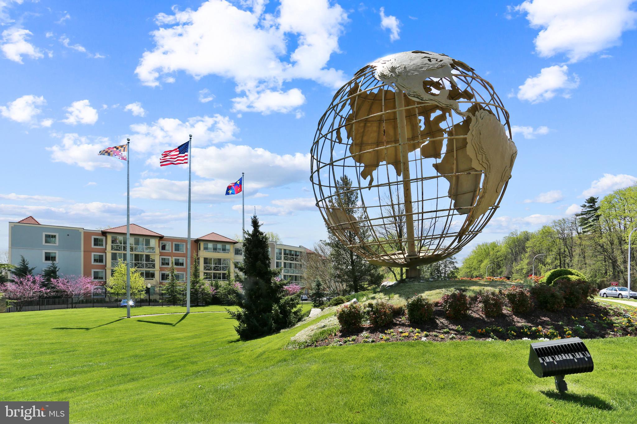 LEISURE WORLD - Residential