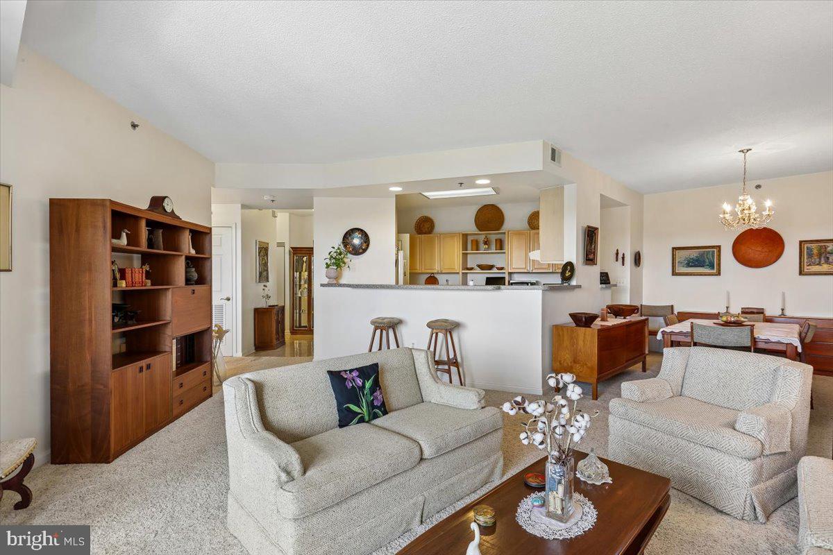 LEISURE WORLD - Residential