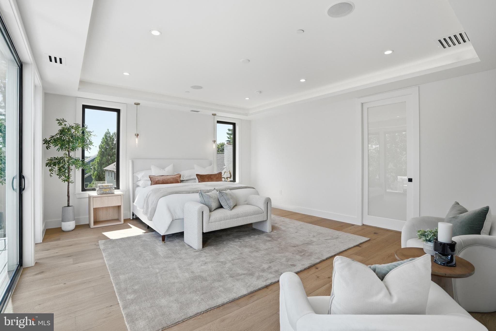 AYRLAWN - Residential