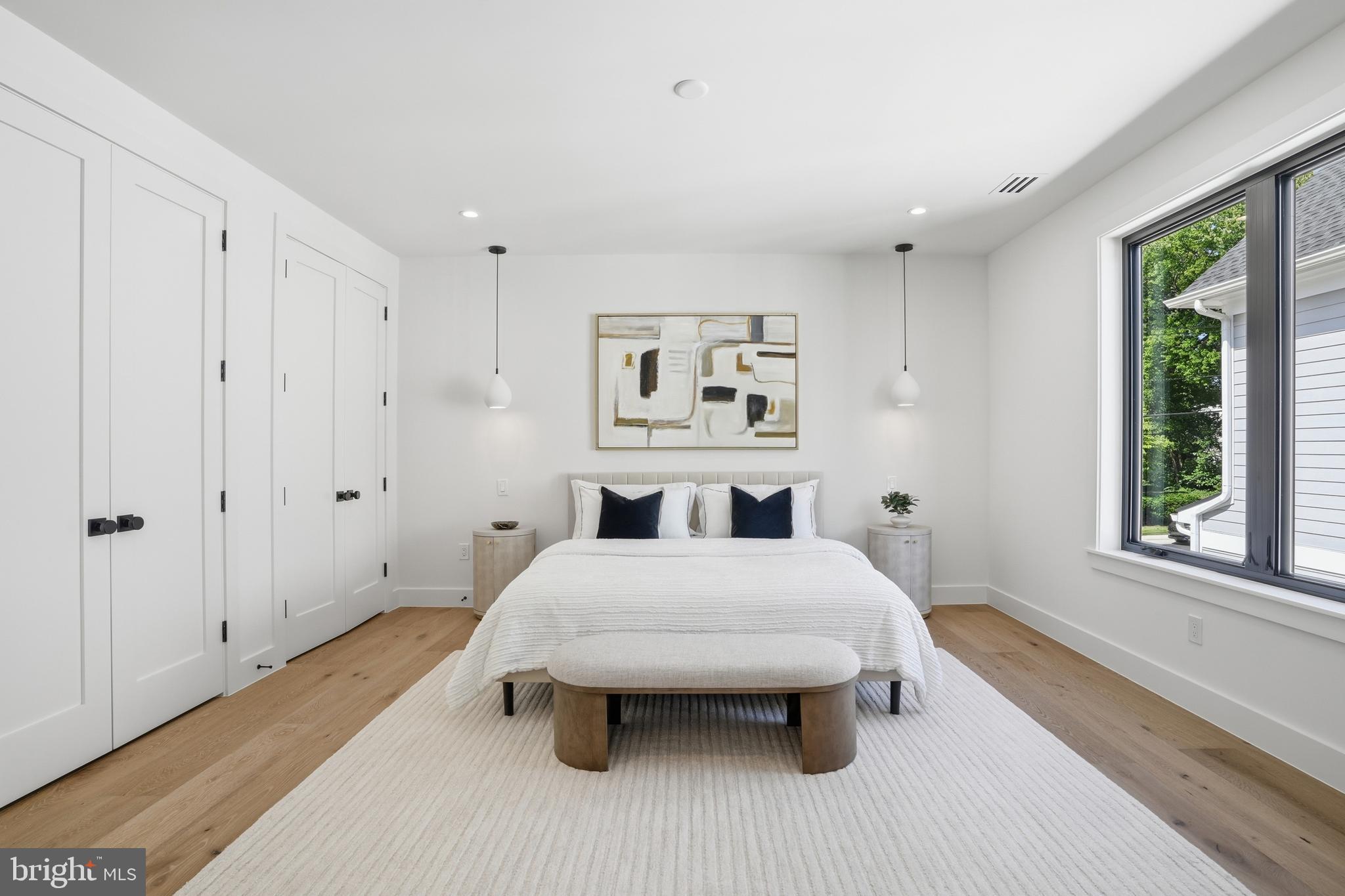 AYRLAWN - Residential
