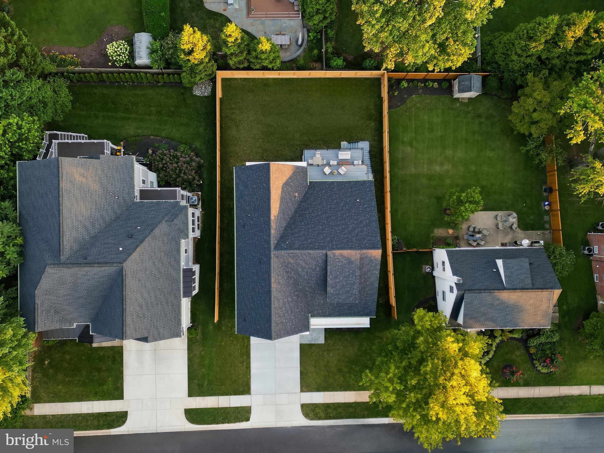 AYRLAWN - Residential