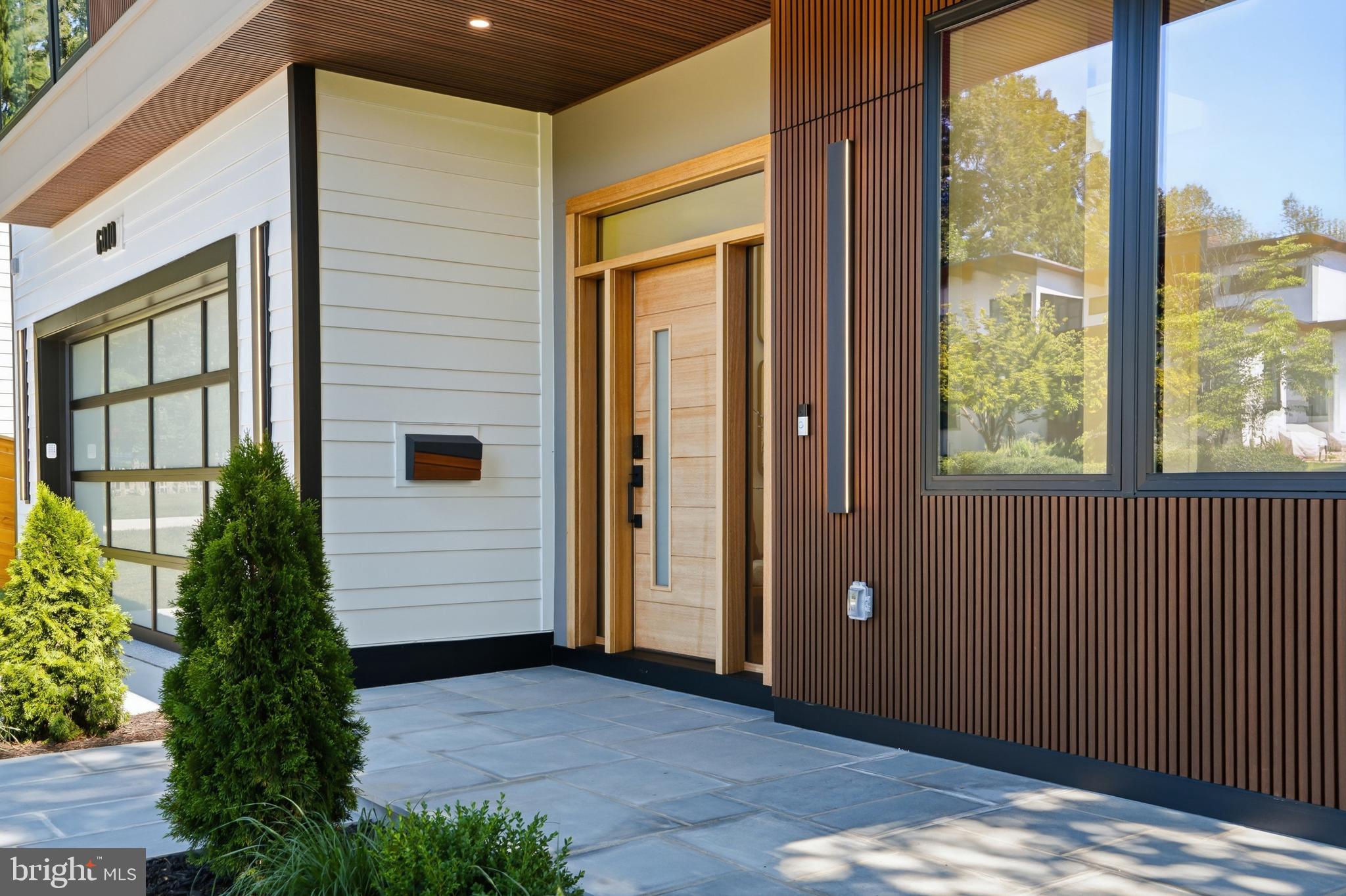 AYRLAWN - Residential