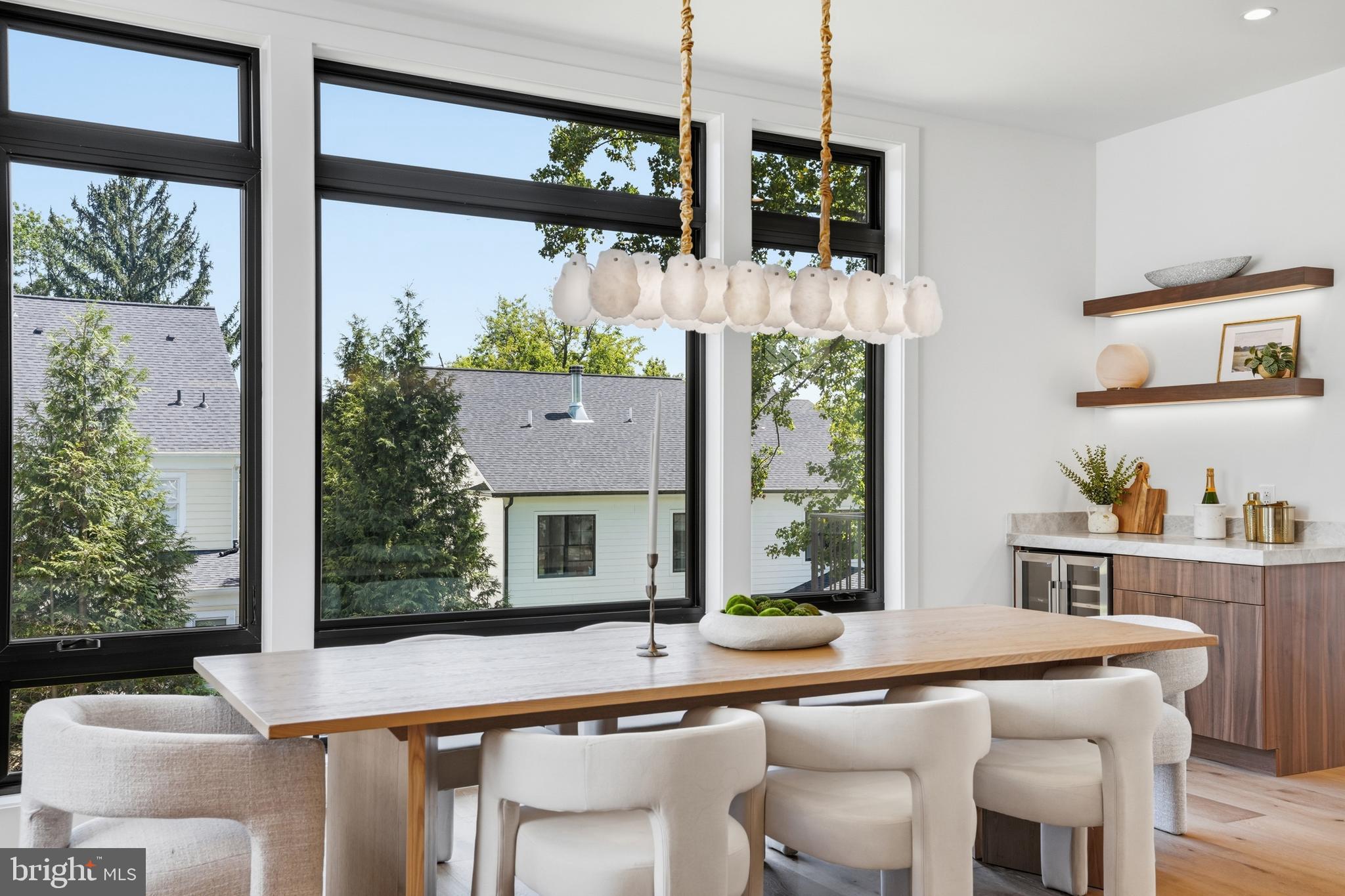 AYRLAWN - Residential