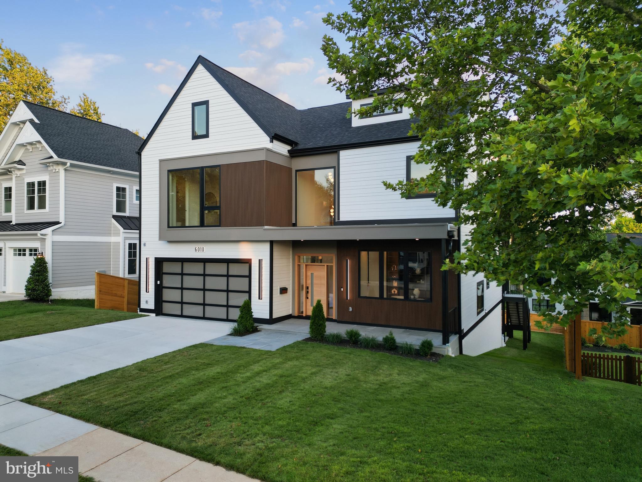 AYRLAWN - Residential