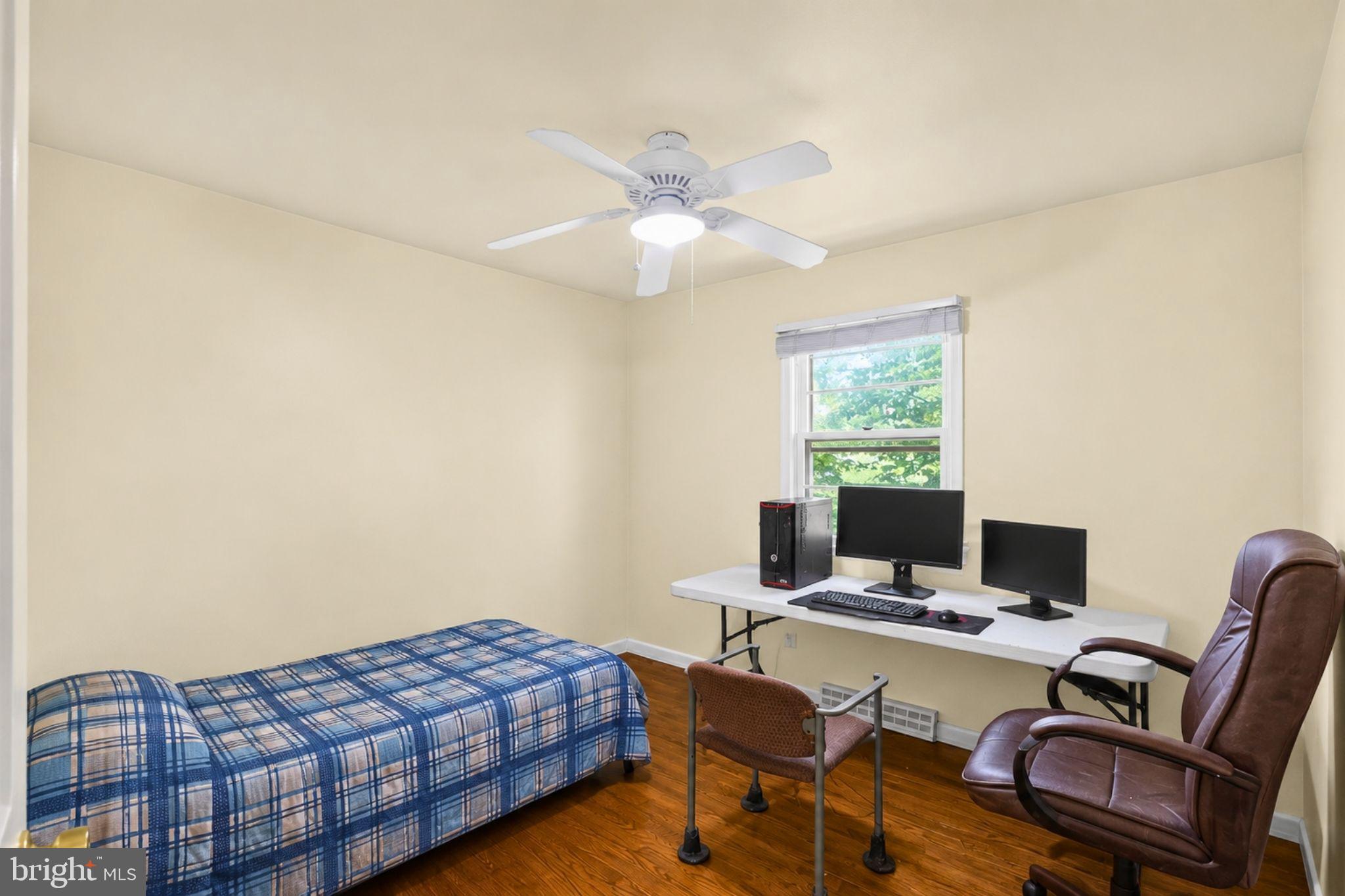 ESPERANZA FARMS - Residential