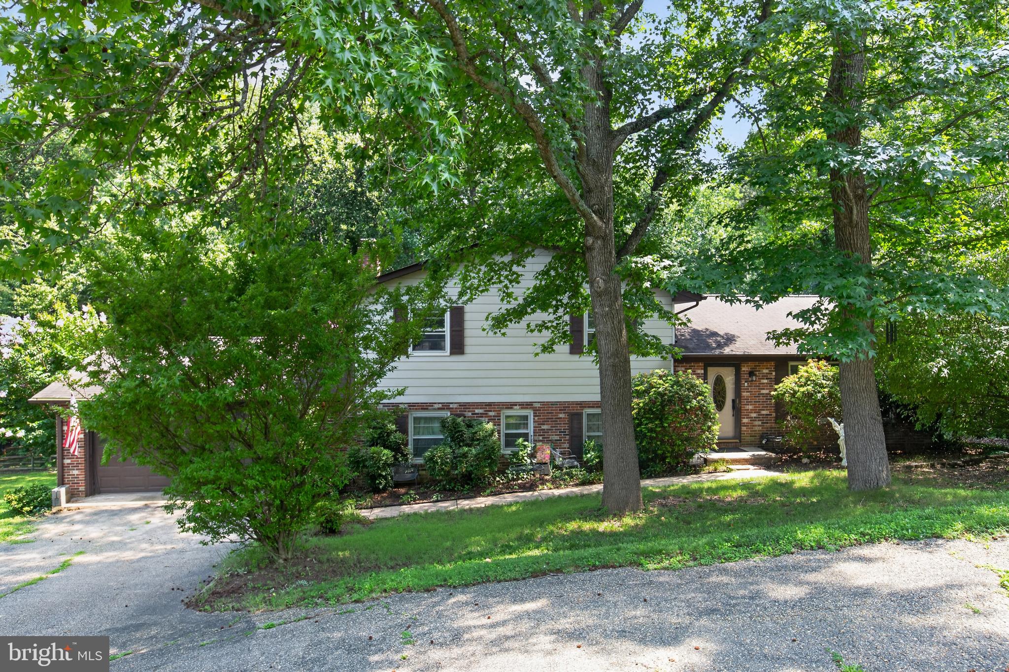 ESPERANZA FARMS - Residential