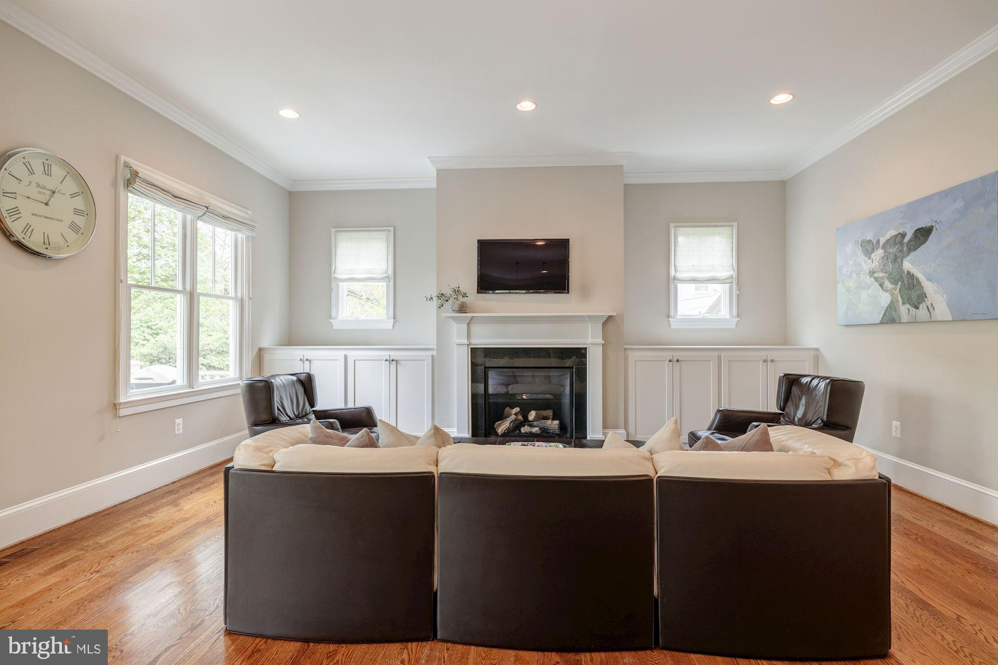 NORTH ARLINGTON - Residential