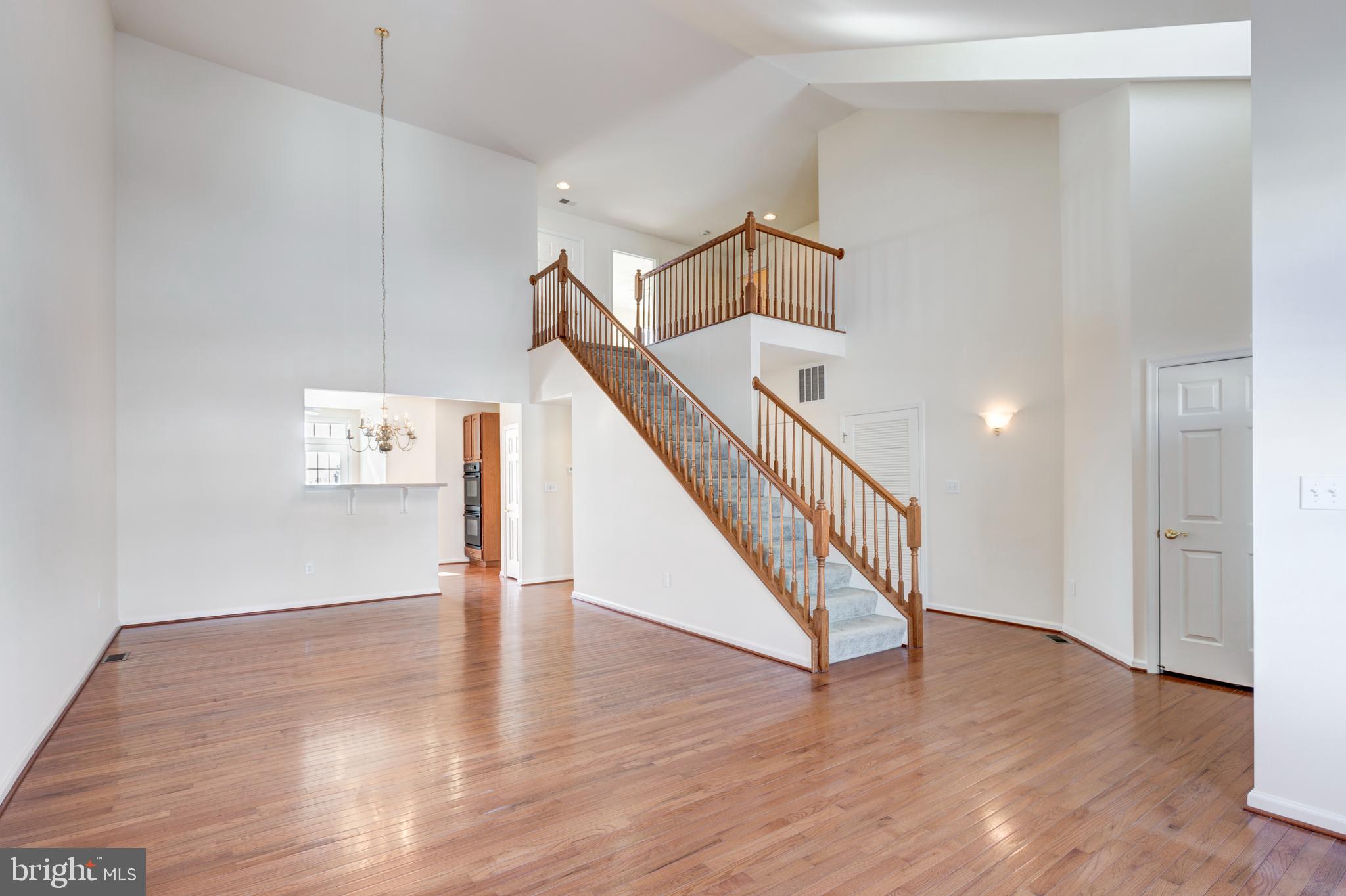 VILLAS AT SHREWSBURY - Residential
