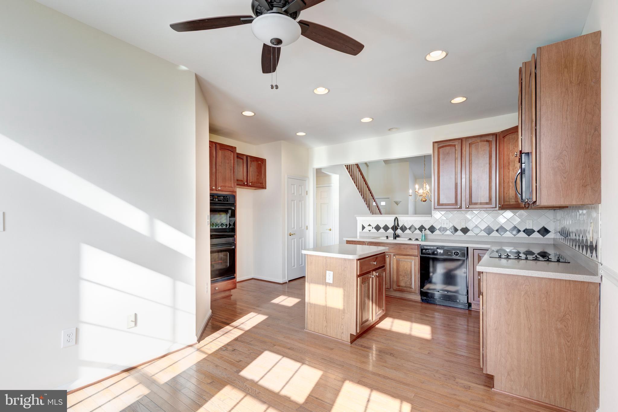 VILLAS AT SHREWSBURY - Residential
