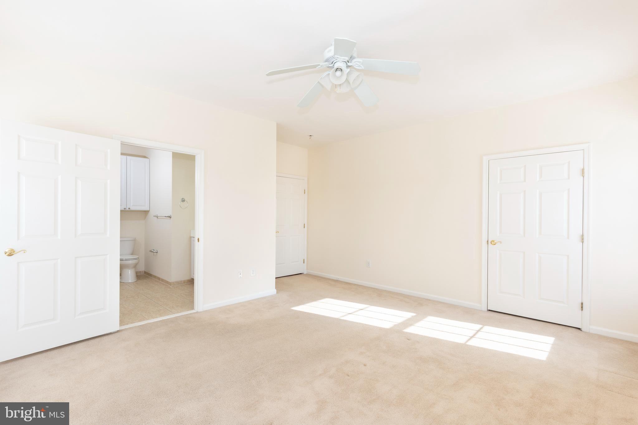 VILLAS AT SHREWSBURY - Residential