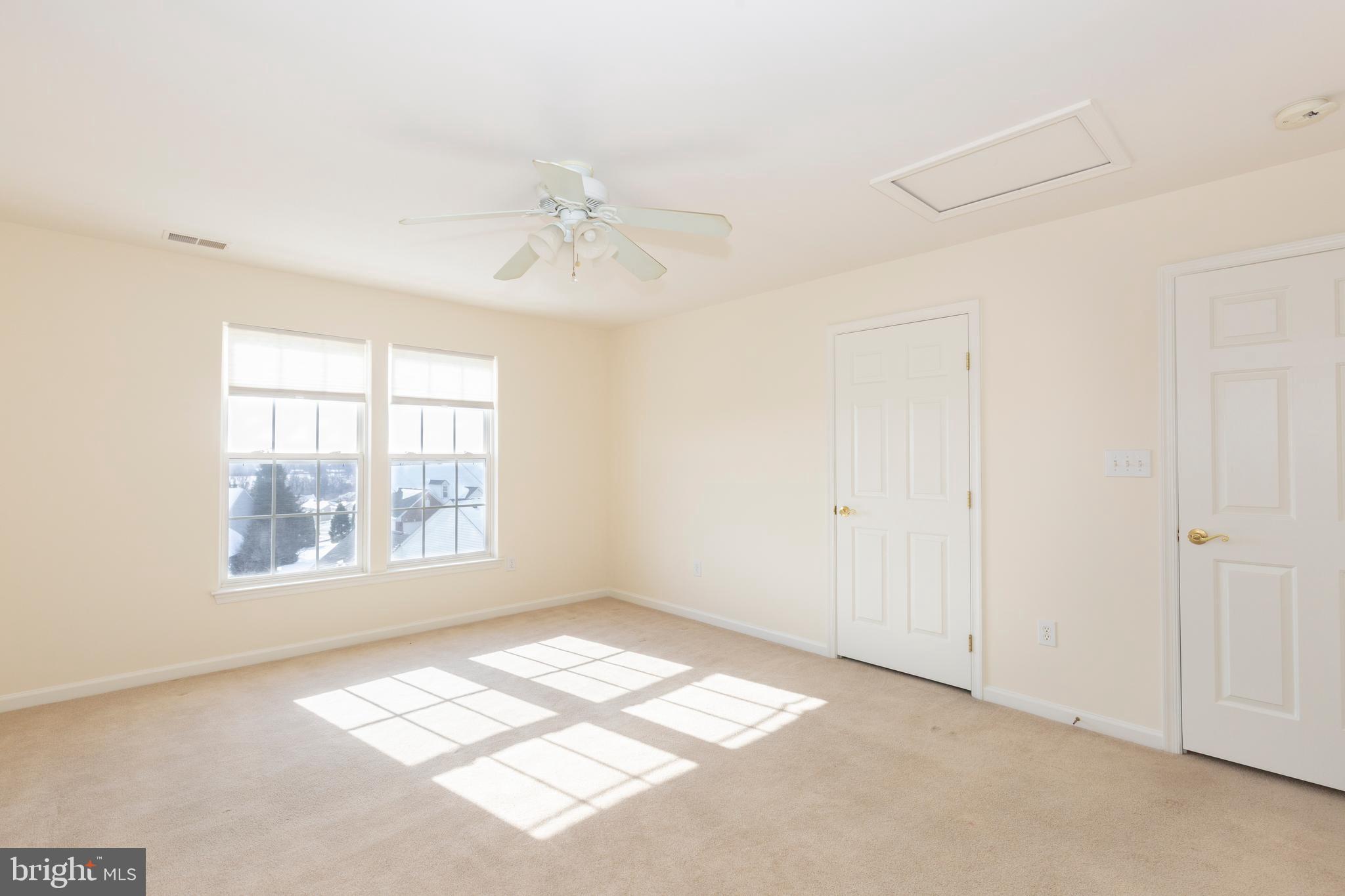 VILLAS AT SHREWSBURY - Residential