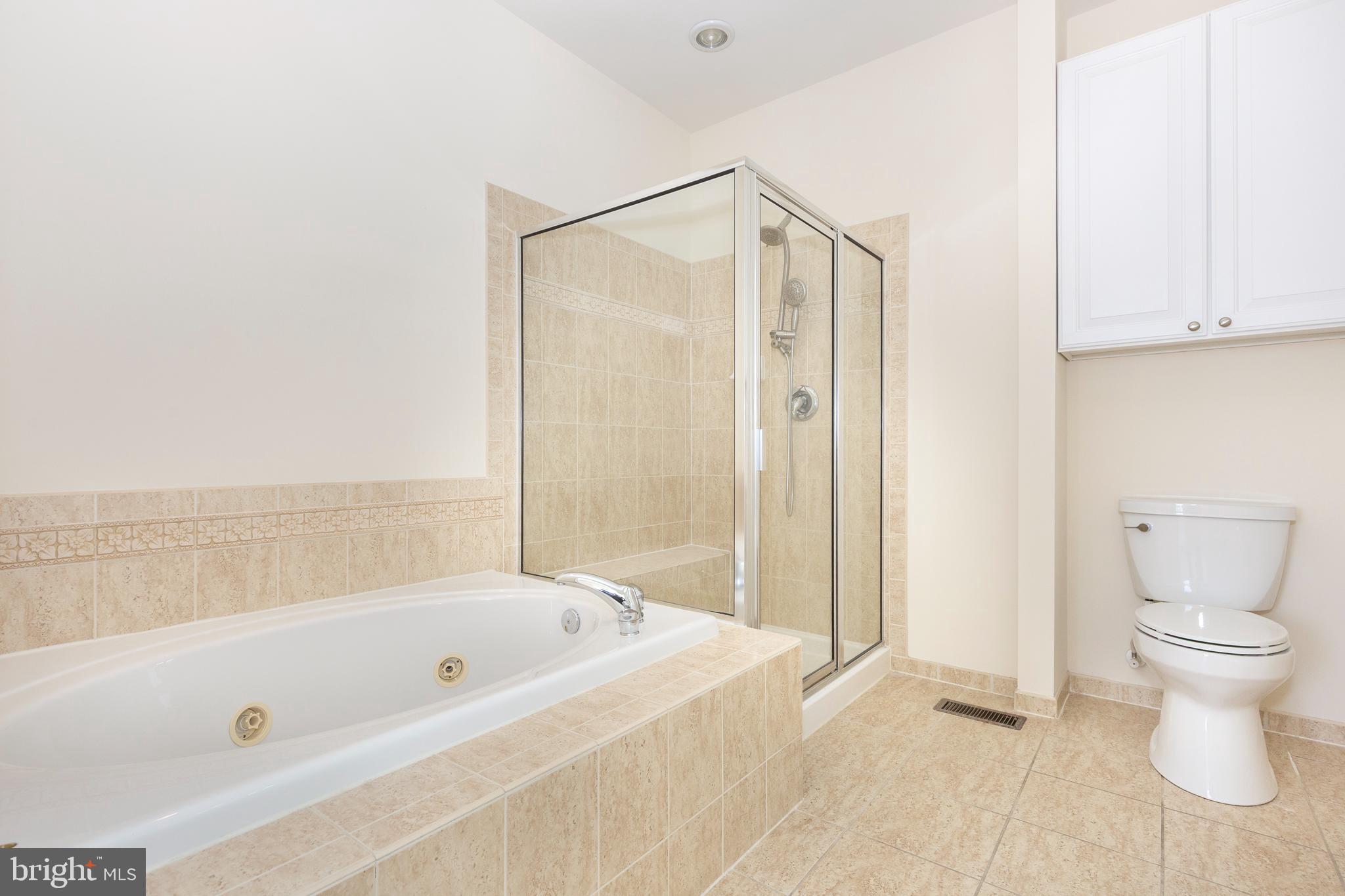VILLAS AT SHREWSBURY - Residential