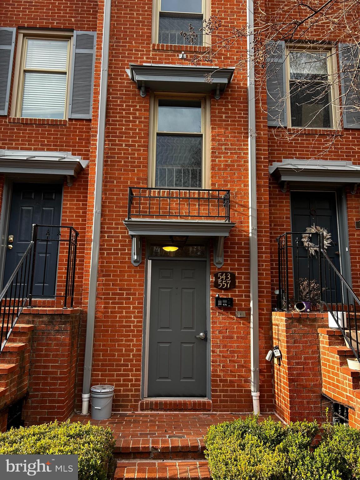 COLECROFT - Residential Lease