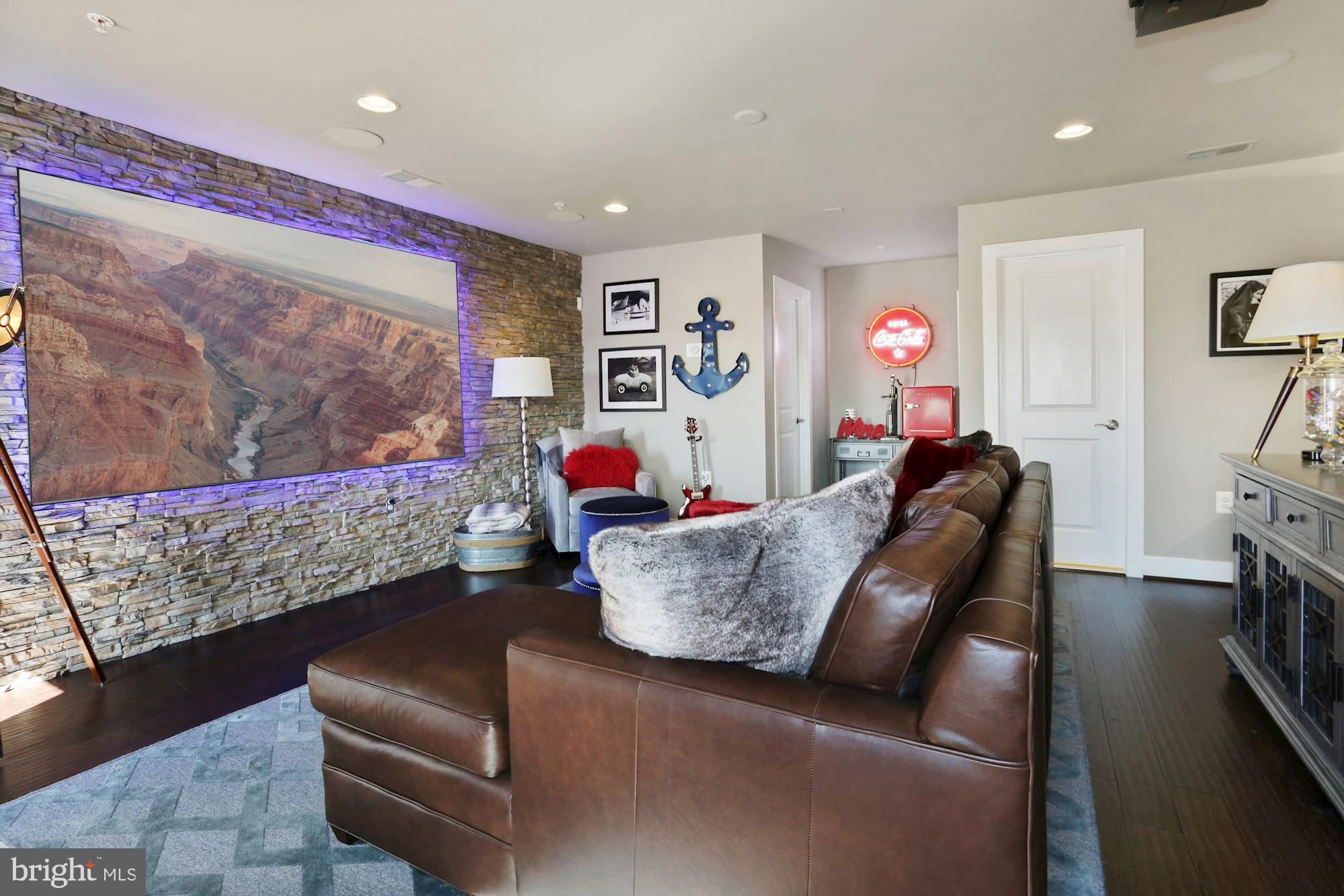 POTOMAC YARD - Residential