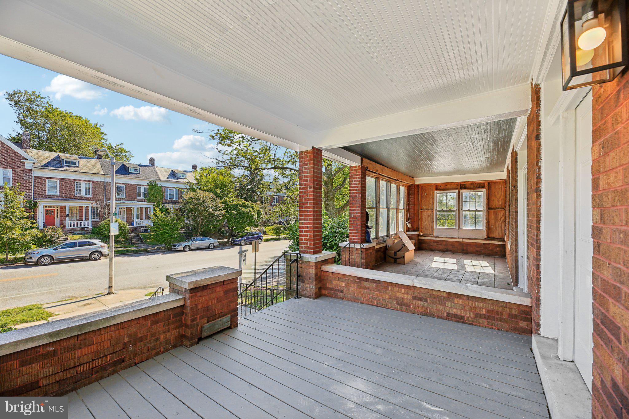 OAKENSHAWE - Residential