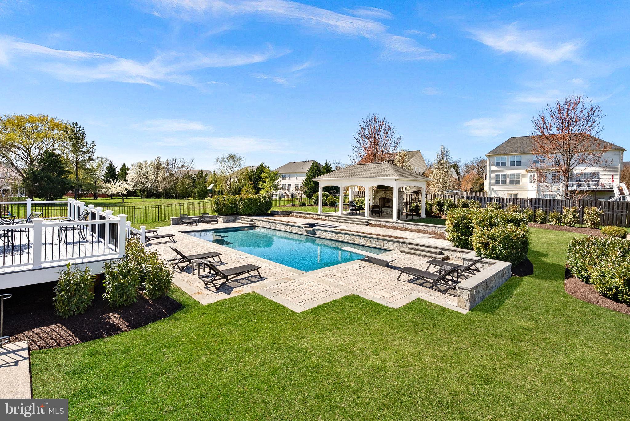 BELLE TERRA - Residential