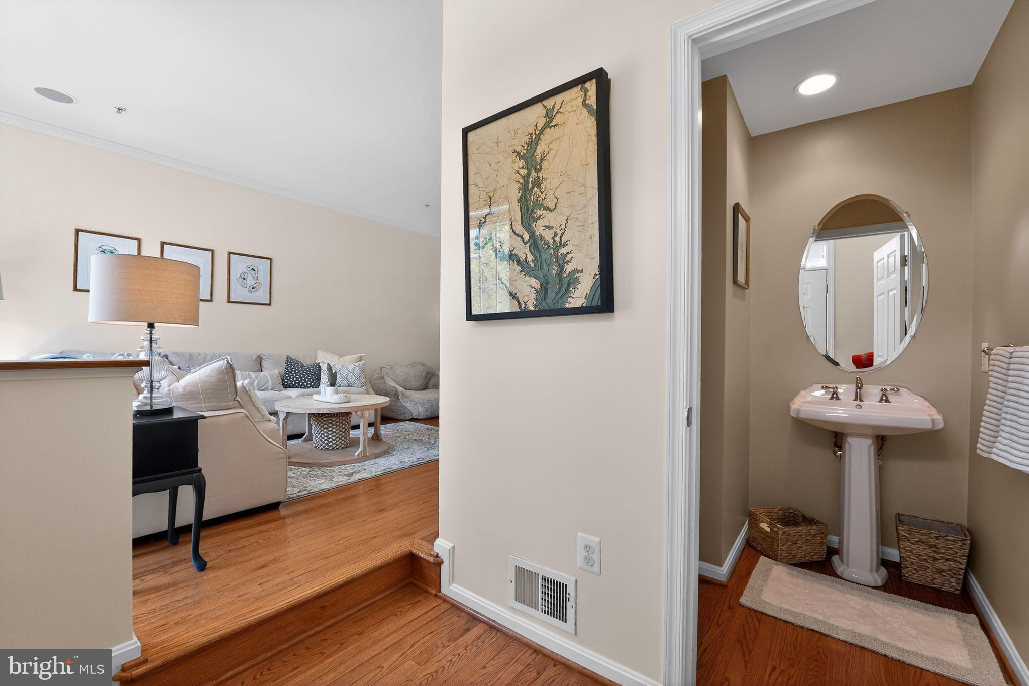 CHAPEL GROVE - Residential