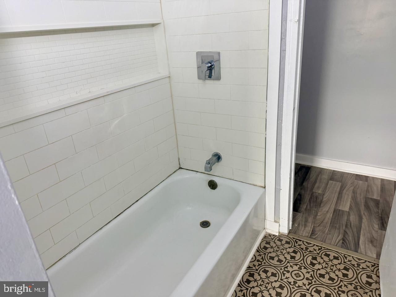 WILM #21 - Commercial Sale