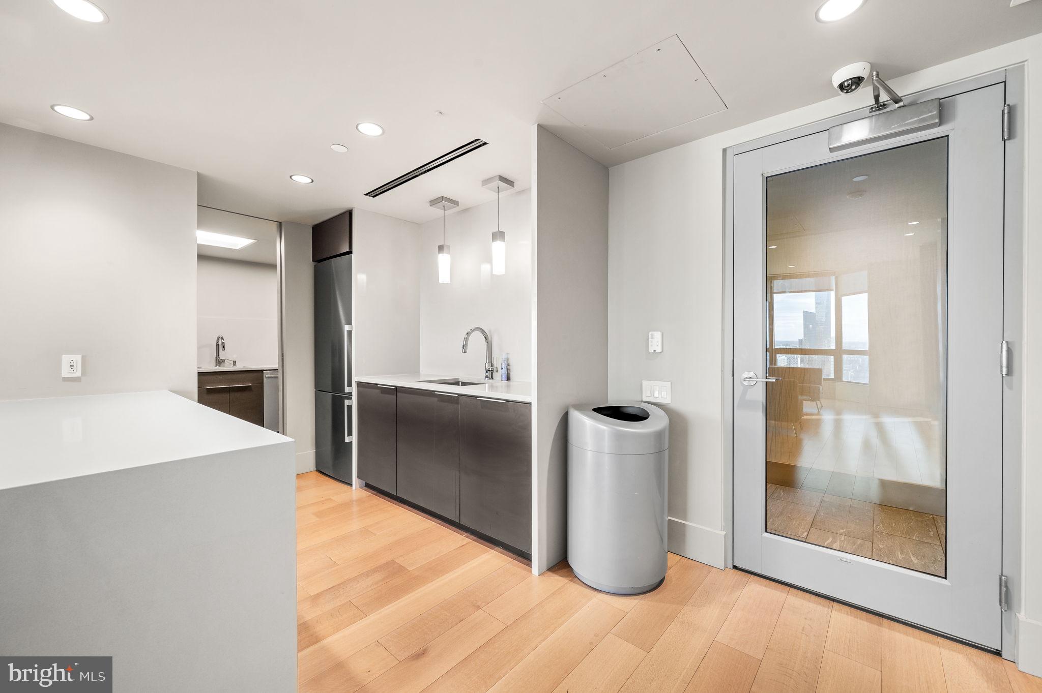 RITTENHOUSE SQUARE - Residential Lease