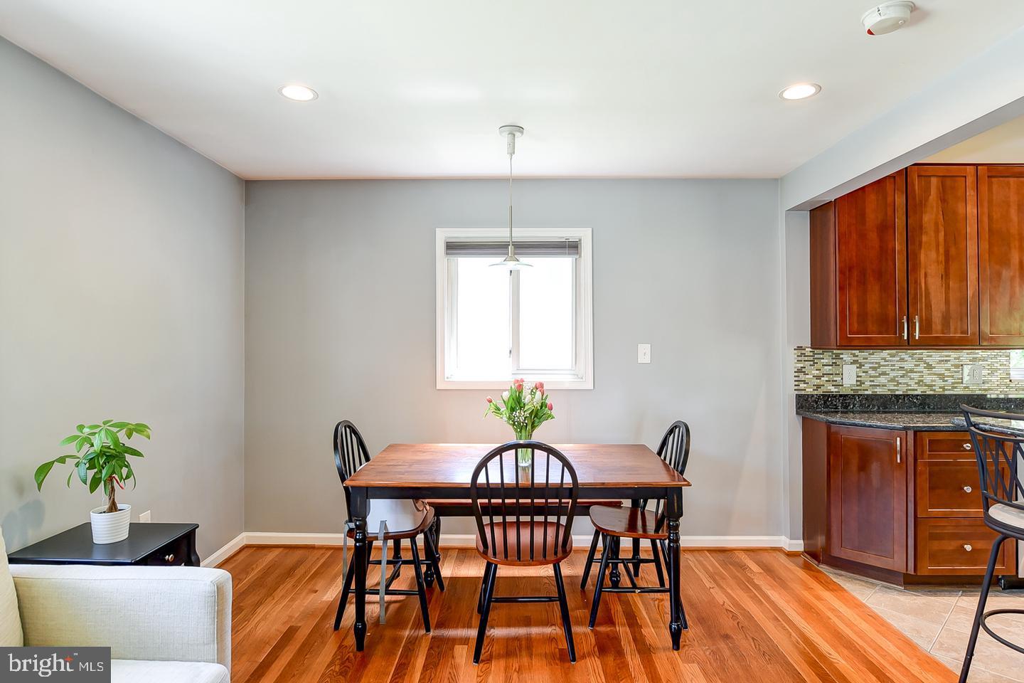 FALLS CHURCH - Residential Lease
